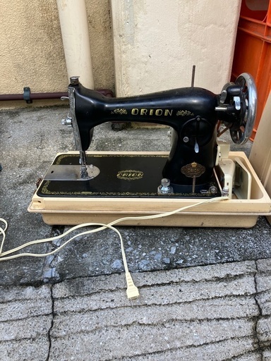 レトロなミシン