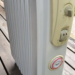 デロンギヒーター　1500W　R731015EFSの画像