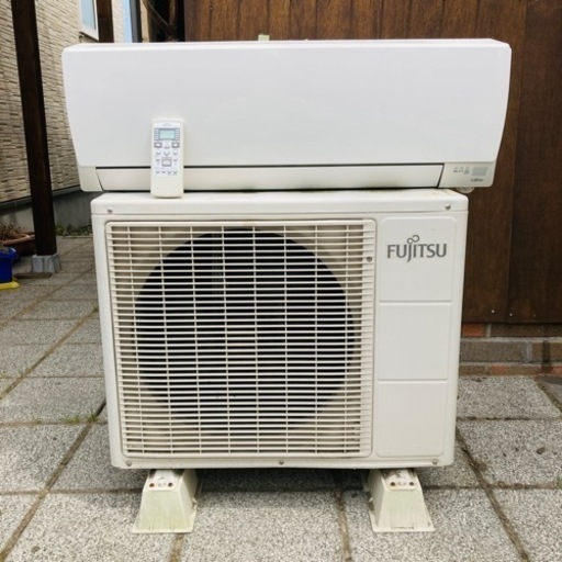 富士通エアコン　10畳　\nAS-J28C-W