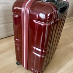キャリーケース　スーツケースの画像