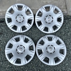 ハイエース　ホイールカバー