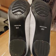 サイドリボンパンプスの画像