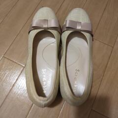 リボンパンプス