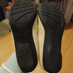 リボンパンプスの画像