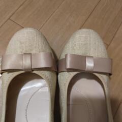 リボンパンプスの画像