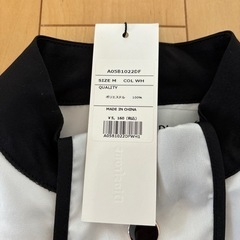 新品未使用レディース　ブラウスの画像