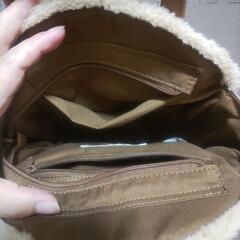 [グローブ]モコモコショルダーバッグの画像