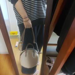 [グローブ]モコモコショルダーバッグの画像