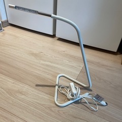 IKEA デスクライト　ホワイト