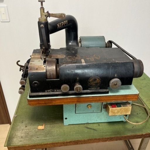 NIPPY皮漉き機　通電確認済み