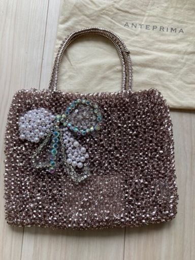 アンテプリマ　ピンク　ビジュー　ラインストーン　パール