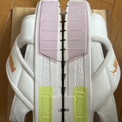 PUMAサンダル　24cmの画像