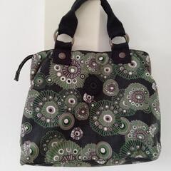 キプリング　ハンドバック