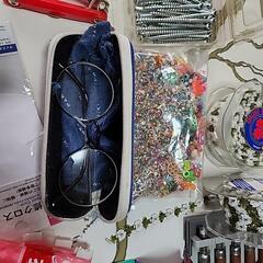 彫刻刀、六角のねじ回しビ－ズもろもろです。の画像