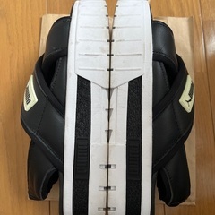 PUMA サンダル黒　24cmの画像