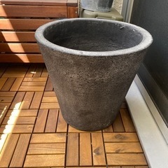 【受渡決定】大型植木鉢　受け皿付き