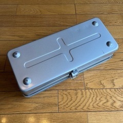 トラスコ中山 トランク型工具箱 シルバーの画像