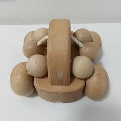 木のおもちゃ 車の画像