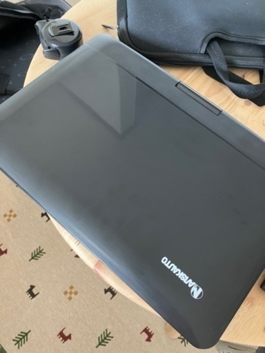大画面　ポータブルDVDプレーヤー　カバン付き
