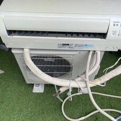 家電 季節、空調家電 エアコン、リモコンなし
