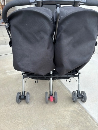 コンビ　2人乗りベビーカー