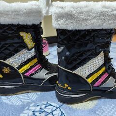 スパイク付きスノーブーツ☆ 23.5cm ガールズ 防水 防寒の画像