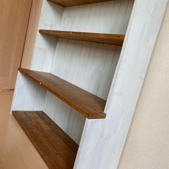 アンティーク風 本棚 絵本棚の画像