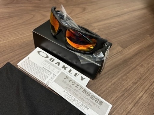 【新品・未使用・定価以下】OAKLEY Valve  サングラス　オークリー