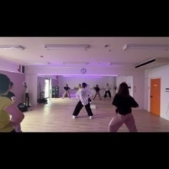 岐阜市内　平日　昼間ダンス
