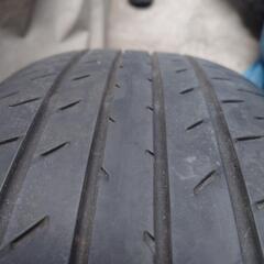 車のパーツ タイヤ、ホイールの画像