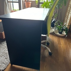 机と椅子まとめてお譲りします。の画像