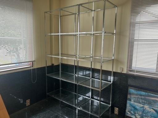 店舗什器　ガラス棚