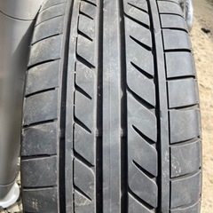 車のパーツ タイヤ、ホイールの画像