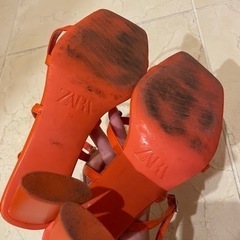 ZARA サンダル ヒール オレンジの画像