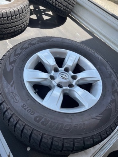 プラド　ホイル付きスタッドレス