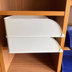 LEITZの書類トレー（白・縦型）２個セット差し上げますの画像