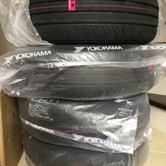 新車ノア外しノーマルタイヤ 205/60R16 4本セット