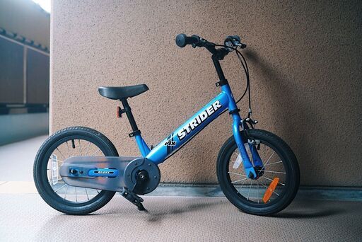 STRIDER 14X スティールブルー 美品 ストライダー 14X スティールブルー 青 キッズ 自転車