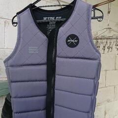 ウェイクボード ライフジャケット ジェットパイロットサイズＭ