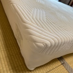 ダブルマットレスの画像