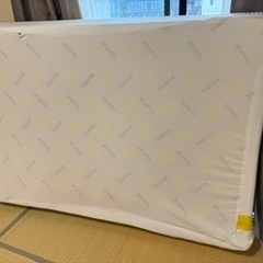 ダブルマットレスの画像