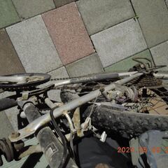 マウンテンバイク風な自転車の画像