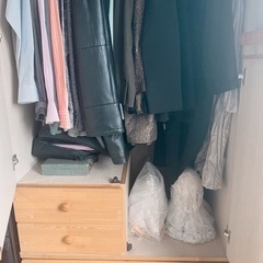 最終値下げ！土曜日までに引き取ってもらえる方！家具 収納家具 洋服ダンスの画像