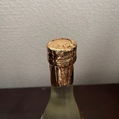 ゴールド賀茂鶴　金箔入り　お酒の画像