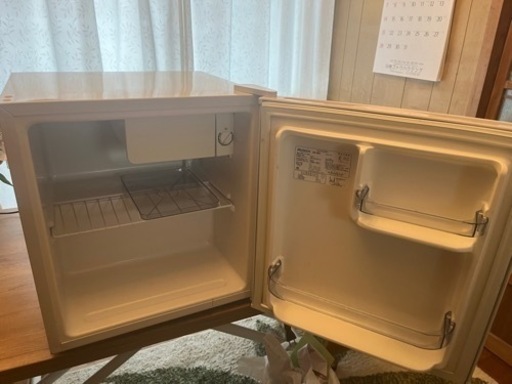 小型冷蔵庫