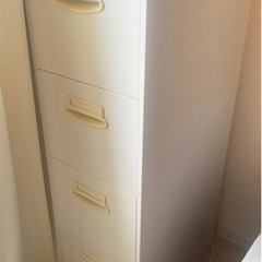 収納キャビネット・タンス・書類・鍵付き