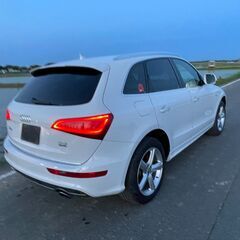 アウディ★Q5★4WDターボSUV★車検2年付き★クルーズコントロール★ETCの画像