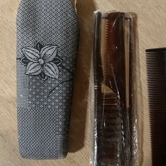 服/ファッション 小物 櫛　くし　ケース付き　資生堂　SHISEIDOの画像