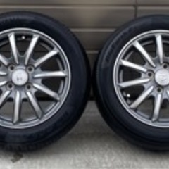 車のパーツ タイヤ、ホイール