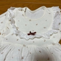 アカチャンホンポ　ロンパースの画像